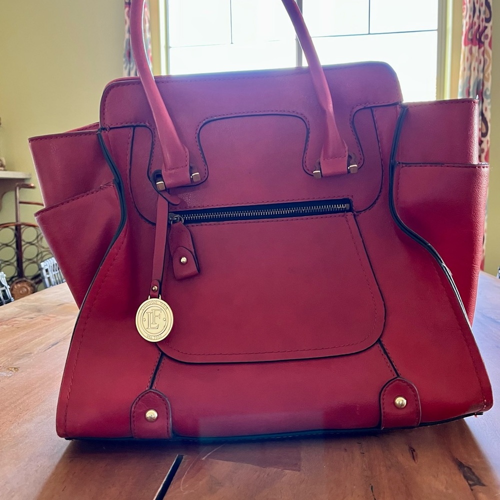 London Fog red handbag, excellent condition
